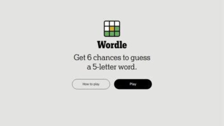 5 Letter Words with CLO in Them